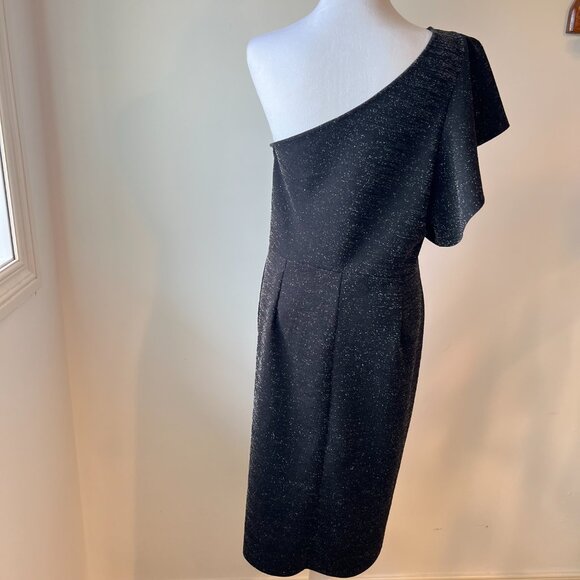 ✨🖤Riki's Black Sparkly One-Shoulder Cocktail Dress - Ruffle Detail size 14 🖤✨ - Picture 4 of 11